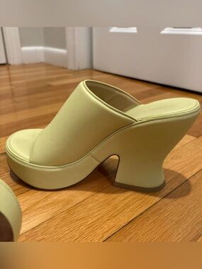 Bottega Veneta Heels Green/Yellow